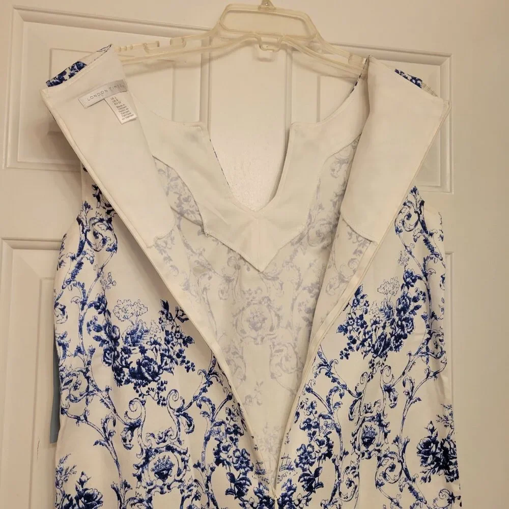 London Times Women's Size 2 Blue White Floral Damask Sleeveless Sheath Dress - Picture 6 of 9